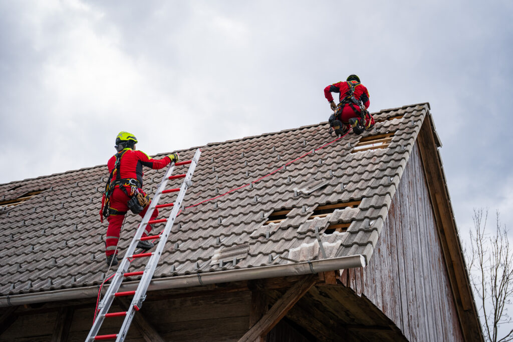 OB NEDELJSKEM ZAKLJUČKU POMOČI NA GORENJSKEM